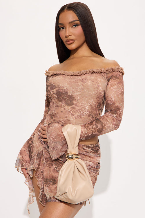 A La Mode Clutch - Nude